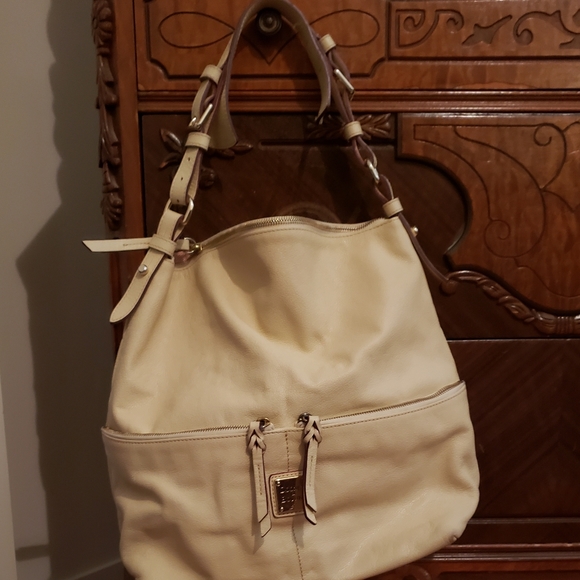 Dooney and Bourke Bag - Picture 1 of 1